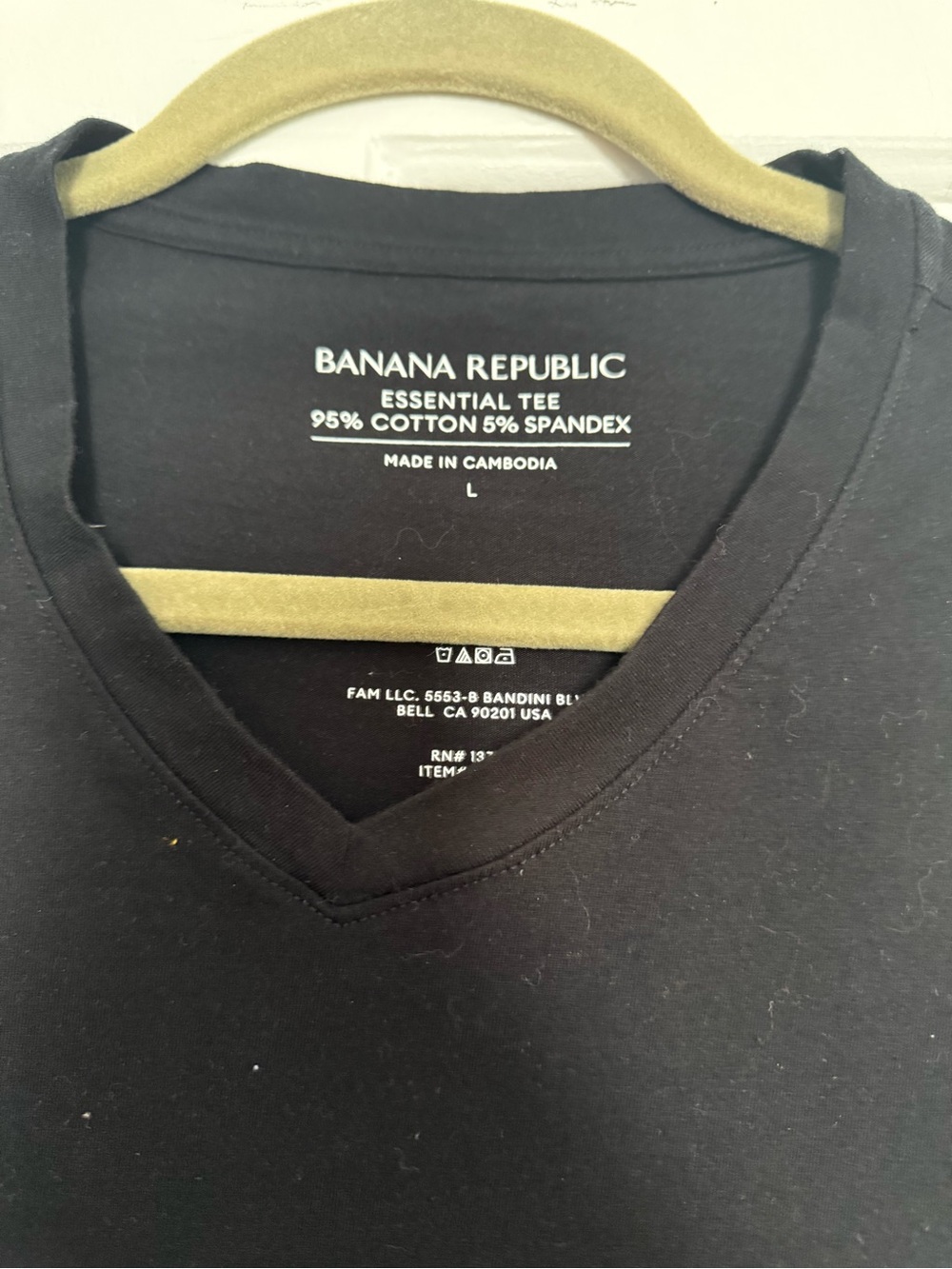 Banana Republic Black V-Neck Essential Tee